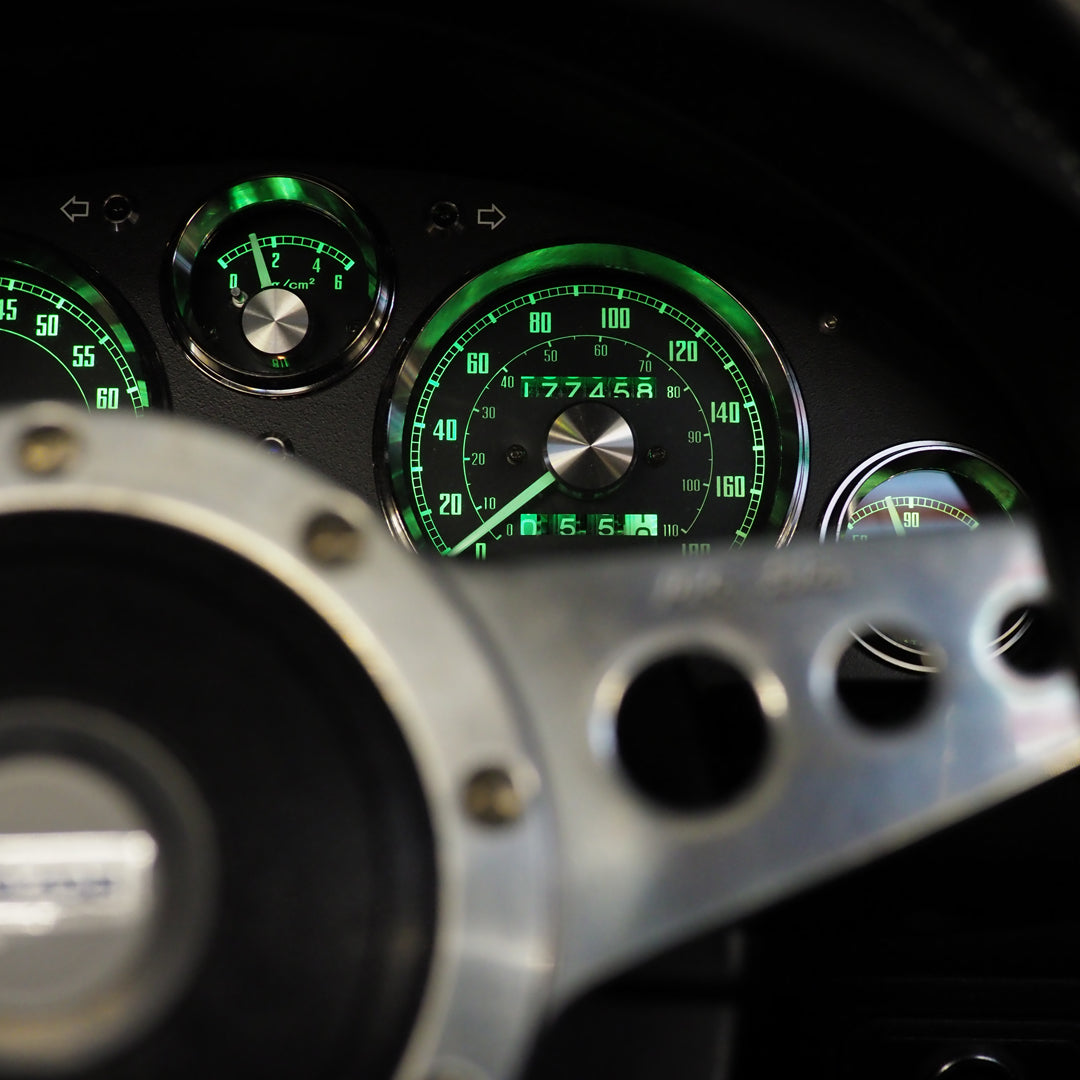 Vintage Cluster<BR>[BLACK]